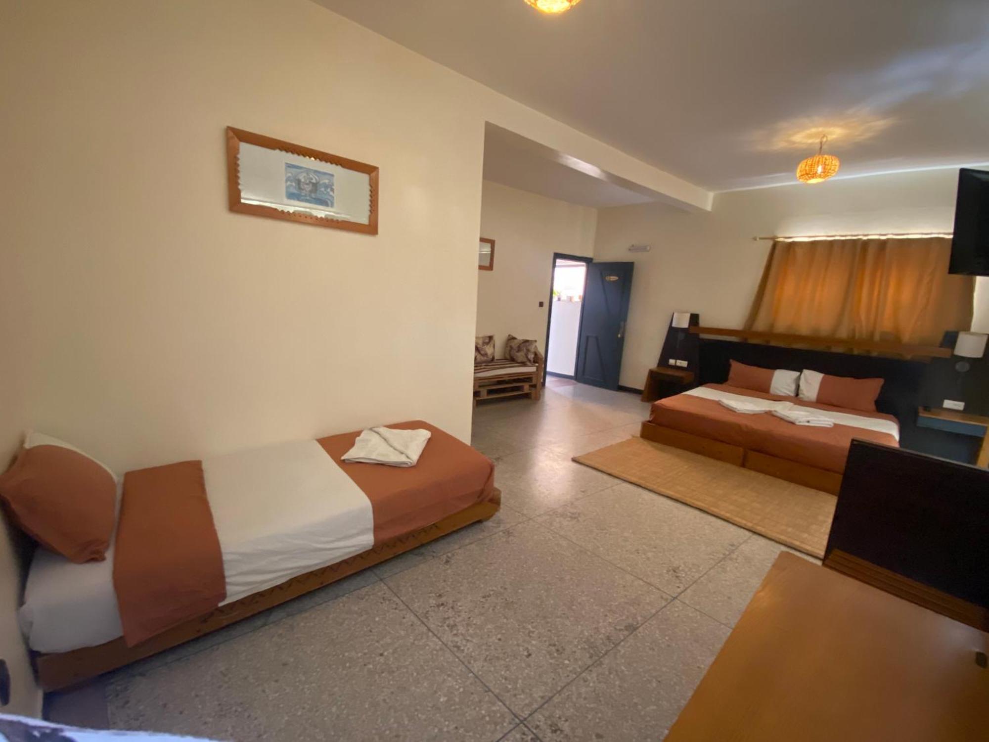 Bed and Breakfast Adventurekeys Surf Yoga Cowork à Taghazout Extérieur photo