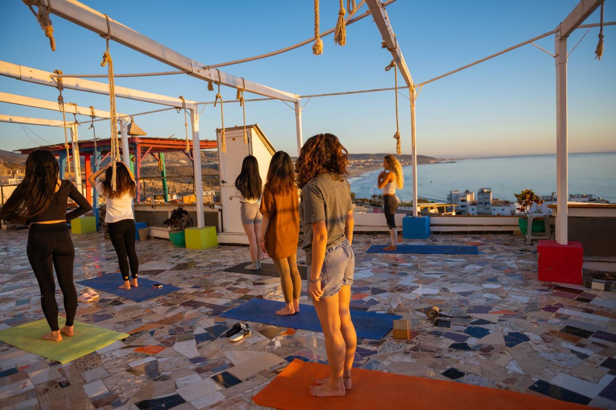 Bed and Breakfast Adventurekeys Surf Yoga Cowork à Taghazout Extérieur photo