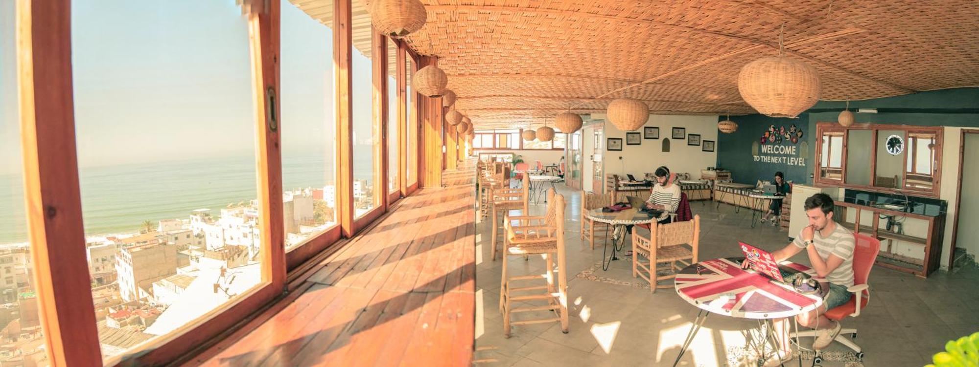 Bed and Breakfast Adventurekeys Surf Yoga Cowork à Taghazout Extérieur photo